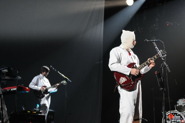 Weezer at the Frank Erwin Center