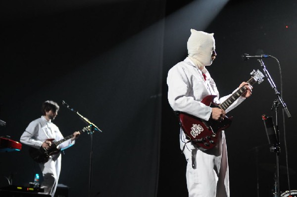 Weezer at the Frank Erwin Center