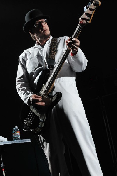 Weezer at the Frank Erwin Center