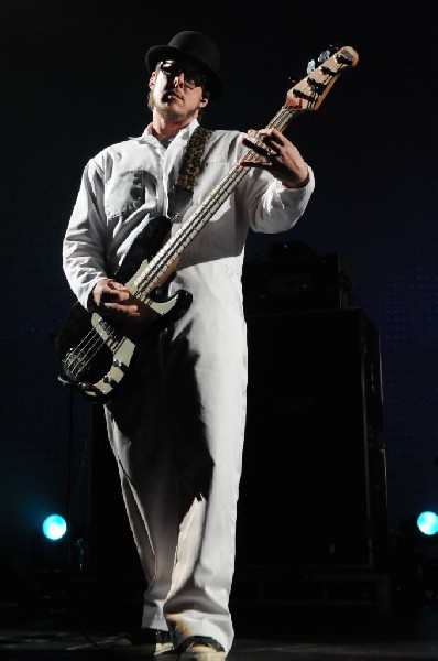 Weezer at the Frank Erwin Center