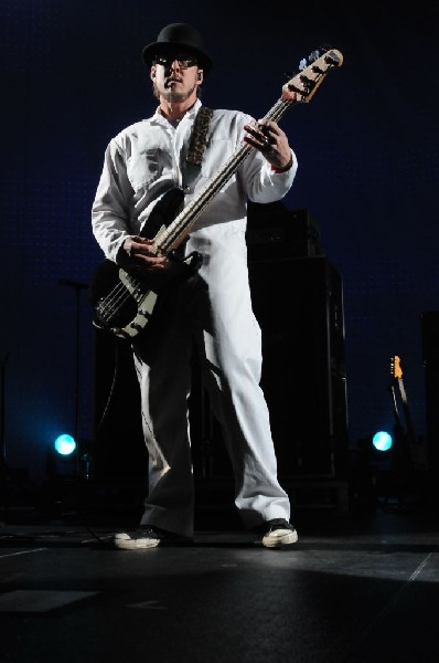 Weezer at the Frank Erwin Center