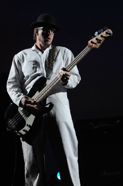 Weezer at the Frank Erwin Center