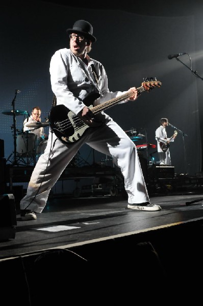 Weezer at the Frank Erwin Center