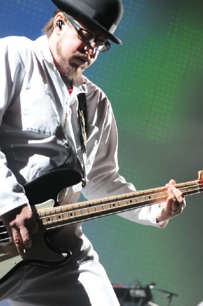 Weezer at the Frank Erwin Center