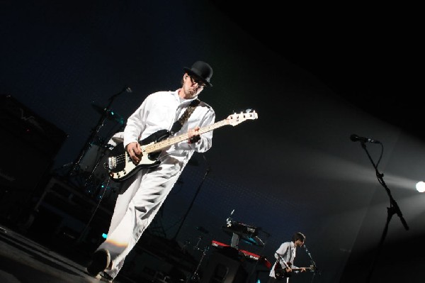 Weezer at the Frank Erwin Center