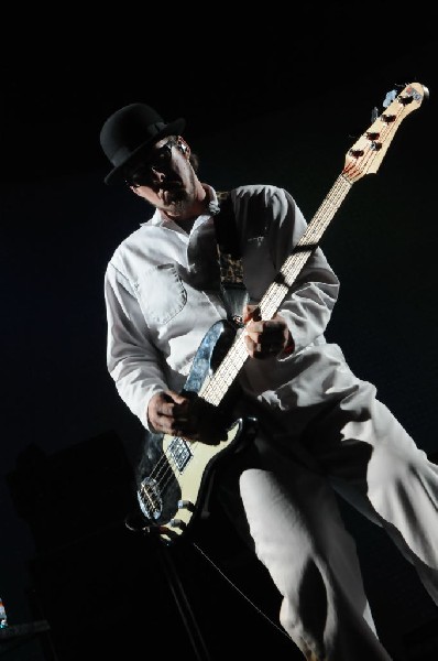 Weezer at the Frank Erwin Center