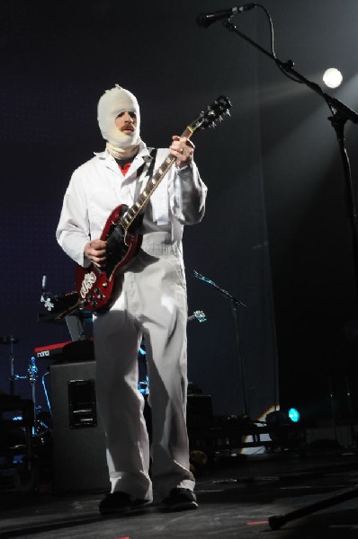 Weezer at the Frank Erwin Center