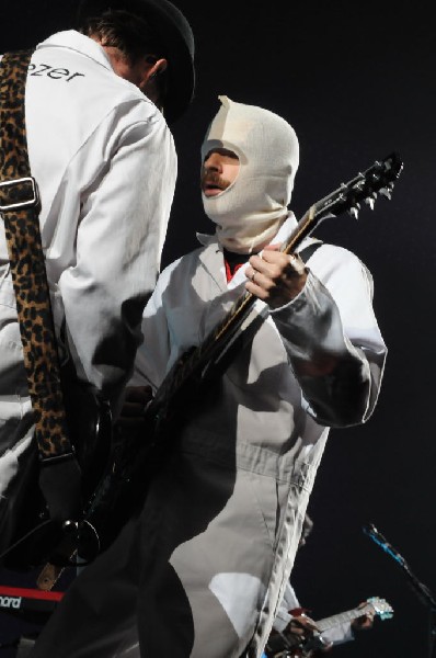 Weezer at the Frank Erwin Center