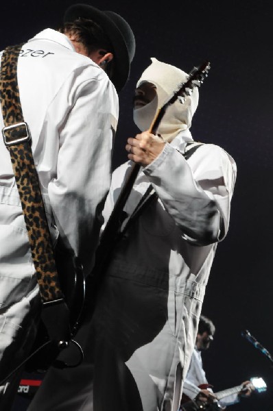 Weezer at the Frank Erwin Center