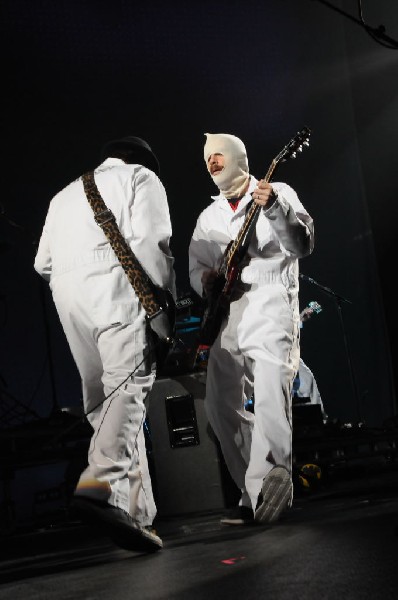 Weezer at the Frank Erwin Center