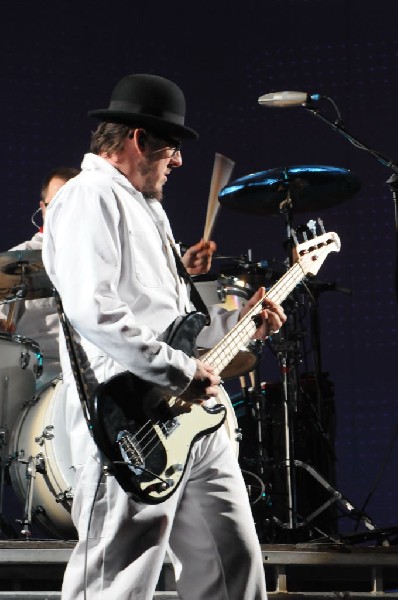 Weezer at the Frank Erwin Center