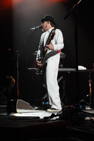 Weezer at the Frank Erwin Center