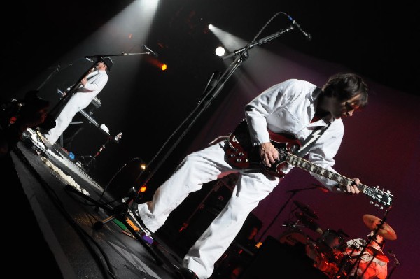 Weezer at the Frank Erwin Center