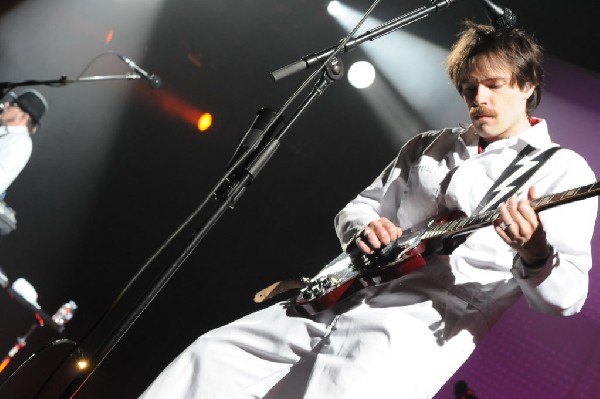 Weezer at the Frank Erwin Center