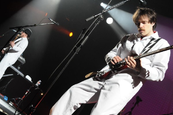 Weezer at the Frank Erwin Center