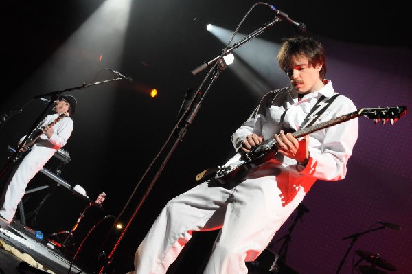 Weezer at the Frank Erwin Center