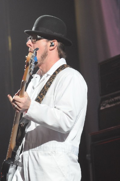 Weezer at the Frank Erwin Center