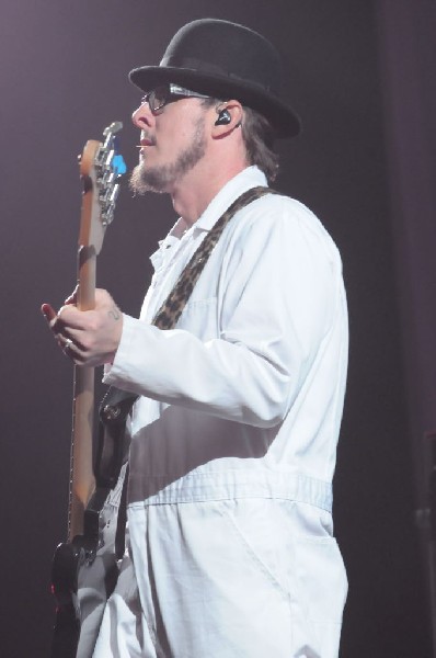 Weezer at the Frank Erwin Center