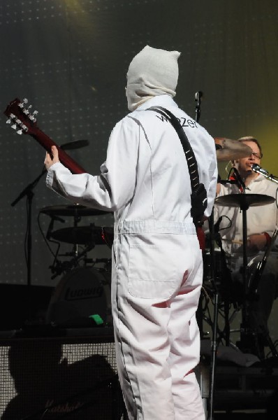 Weezer at the Frank Erwin Center