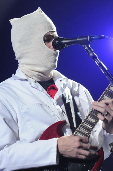 Weezer at the Frank Erwin Center