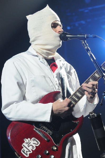 Weezer at the Frank Erwin Center