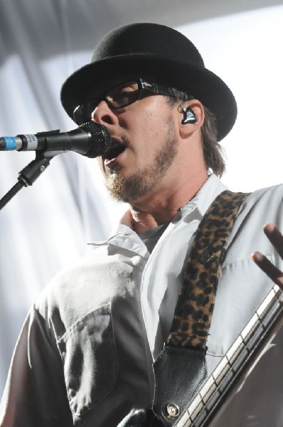 Weezer at the Frank Erwin Center