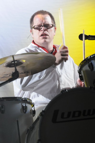 Weezer at the Frank Erwin Center