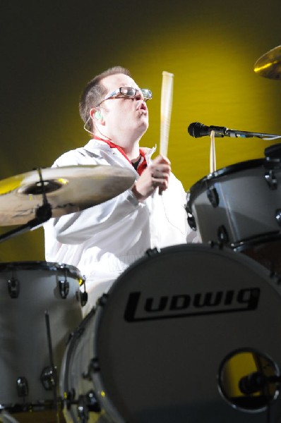 Weezer at the Frank Erwin Center