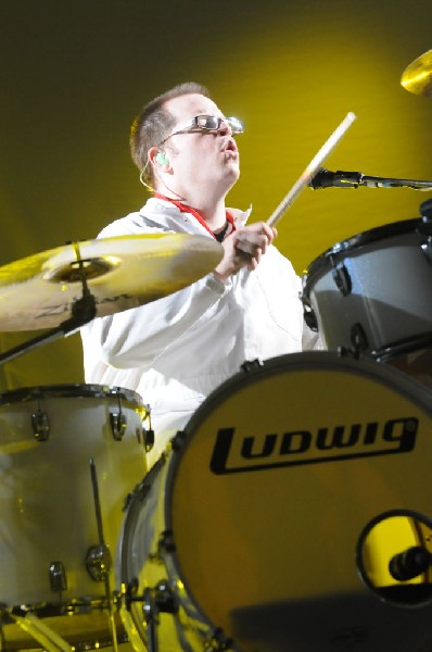 Weezer at the Frank Erwin Center