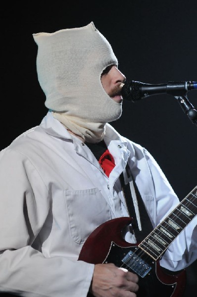 Weezer at the Frank Erwin Center