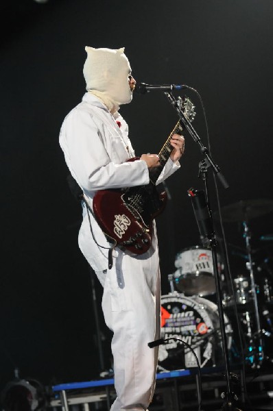 Weezer at the Frank Erwin Center