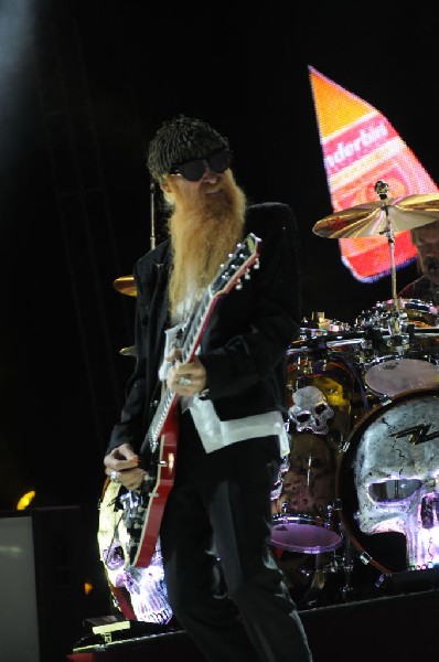 ZZ Top at The Backyard, Austin Texas (Bee Caves) 04/25/10