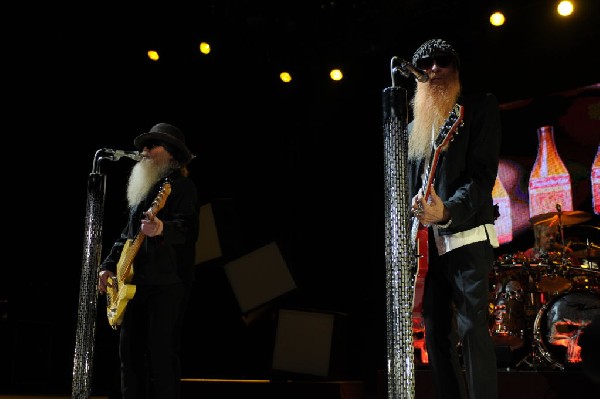 ZZ Top at The Backyard, Austin Texas (Bee Caves) 04/25/10