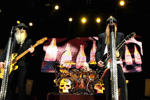 ZZ Top at The Backyard, Austin Texas (Bee Caves) 04/25/10