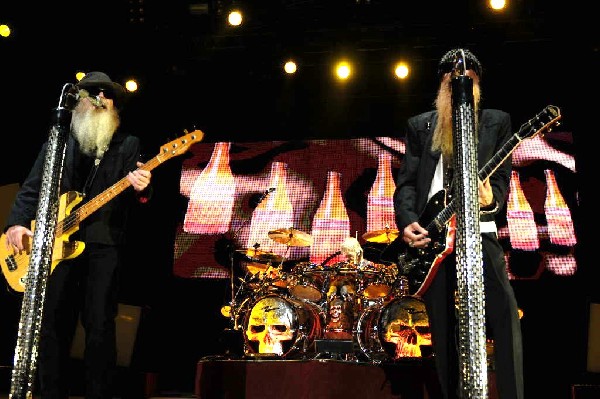 ZZ Top at The Backyard, Austin Texas (Bee Caves) 04/25/10
