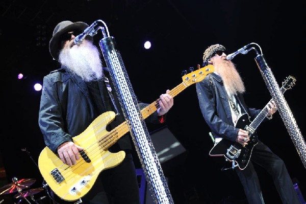 ZZ Top at The Backyard, Austin Texas (Bee Caves) 04/25/10