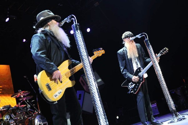 ZZ Top at The Backyard, Austin Texas (Bee Caves) 04/25/10