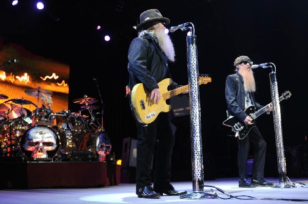 ZZ Top at The Backyard, Austin Texas (Bee Caves) 04/25/10