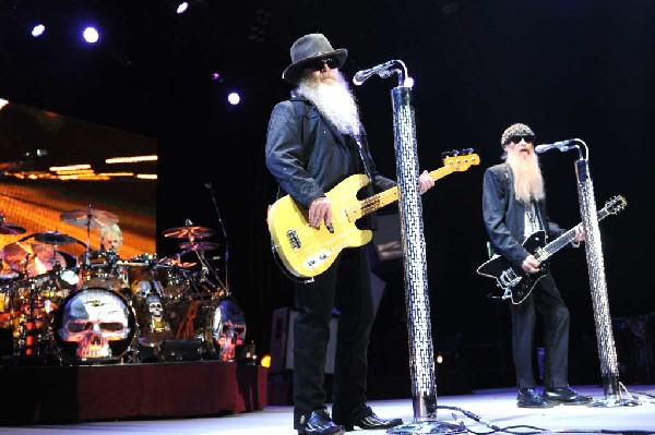 ZZ Top at The Backyard, Austin Texas (Bee Caves) 04/25/10