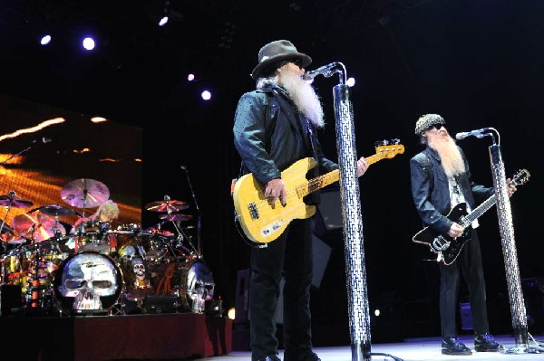 ZZ Top at The Backyard, Austin Texas (Bee Caves) 04/25/10