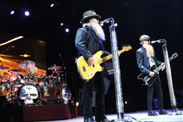 ZZ Top at The Backyard, Austin Texas (Bee Caves) 04/25/10