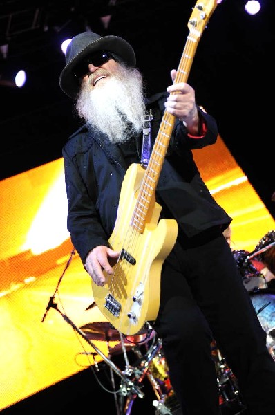 ZZ Top at The Backyard, Austin Texas (Bee Caves) 04/25/10