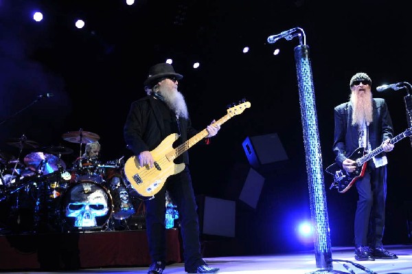 ZZ Top at The Backyard, Austin Texas (Bee Caves) 04/25/10