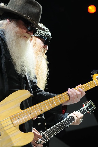 ZZ Top at The Backyard, Austin Texas (Bee Caves) 04/25/10