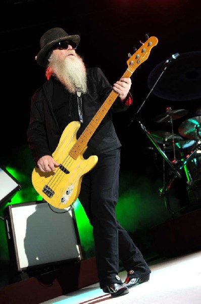 ZZ Top at The Backyard, Austin Texas (Bee Caves) 04/25/10