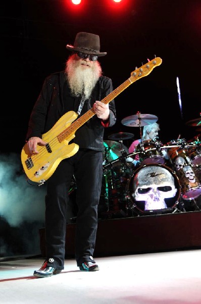 ZZ Top at The Backyard, Austin Texas (Bee Caves) 04/25/10