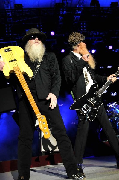 ZZ Top at The Backyard, Austin Texas (Bee Caves) 04/25/10