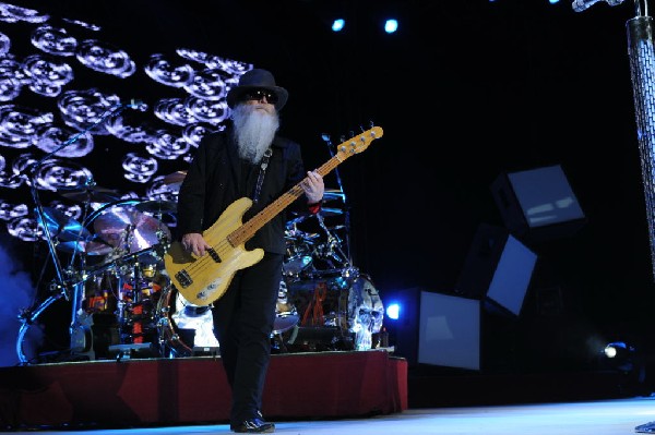 ZZ Top at The Backyard, Austin Texas (Bee Caves) 04/25/10