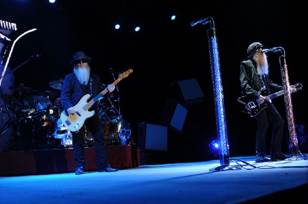 ZZ Top at The Backyard, Austin Texas (Bee Caves) 04/25/10