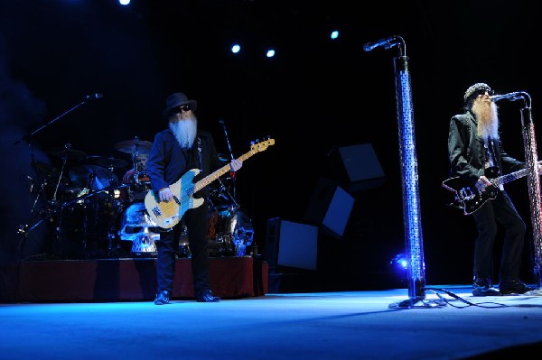 ZZ Top at The Backyard, Austin Texas (Bee Caves) 04/25/10